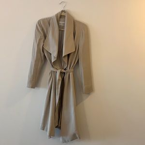 CLUB MONACO Tan trench coat